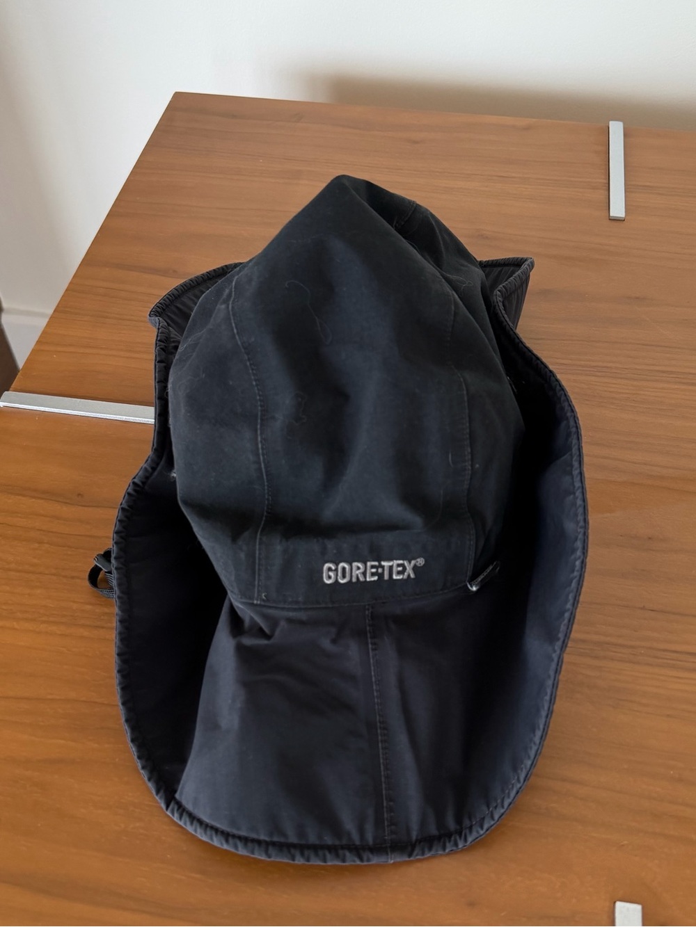 Outdoor Research Seattle Sombrero Gore-Tex Rain Hat Waterproof Black